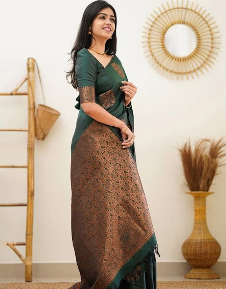 Green & Bronze-Toned Woven Design Zari Pure Silk Banarasi Saree