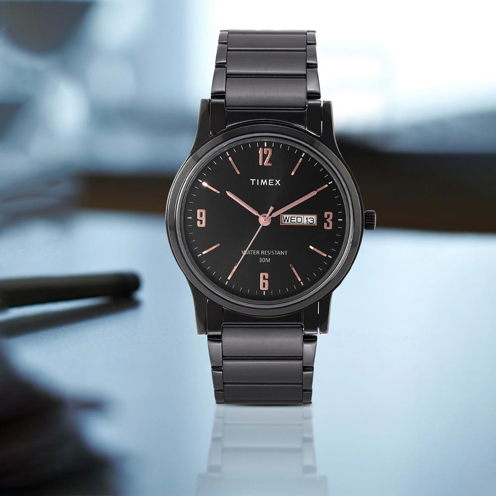 Men Black Analogue Watch