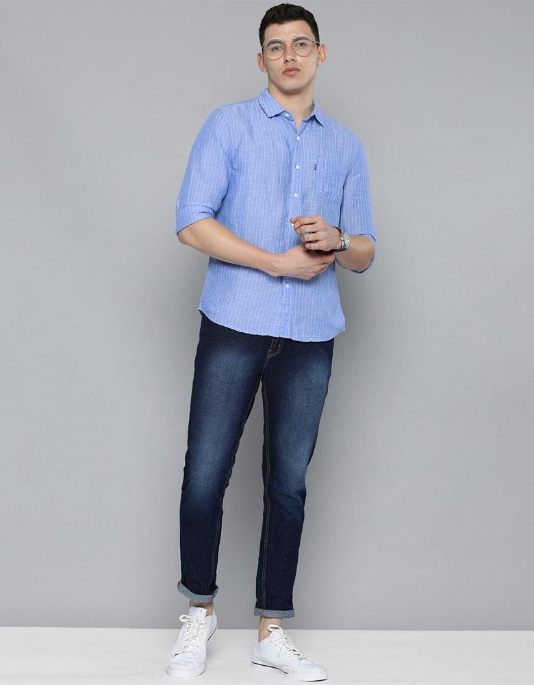 Men Blue Slim & White Fit Striped Casual Shirt