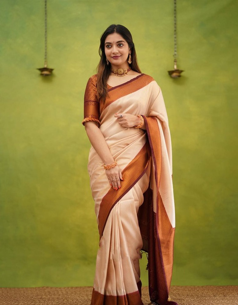 Geometric Woven Design Zari Pure Silk Kanjeevaram Saree